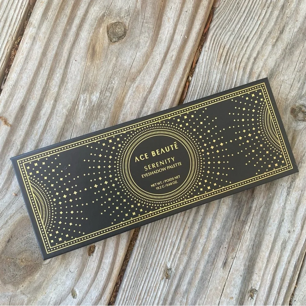 ACE BEAUTE Serenity Eyeshadow Palette